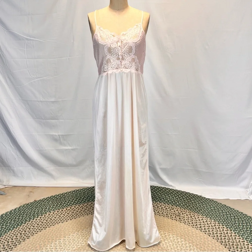 VINTAGE pastel lace blush pink long maxi nightgown evening gown lingerie 70s 80s